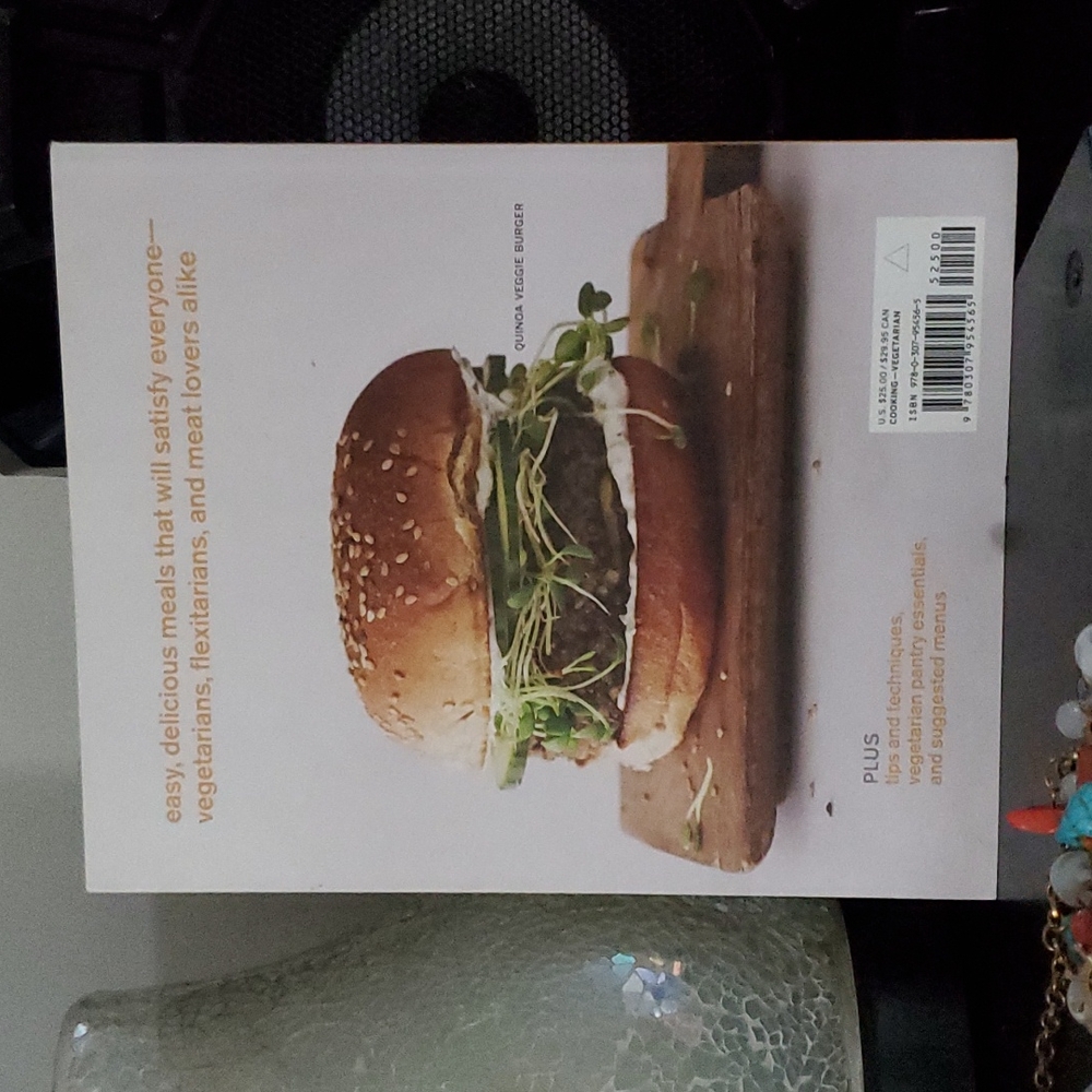 Book - Meatless - Picture 2 of 4
